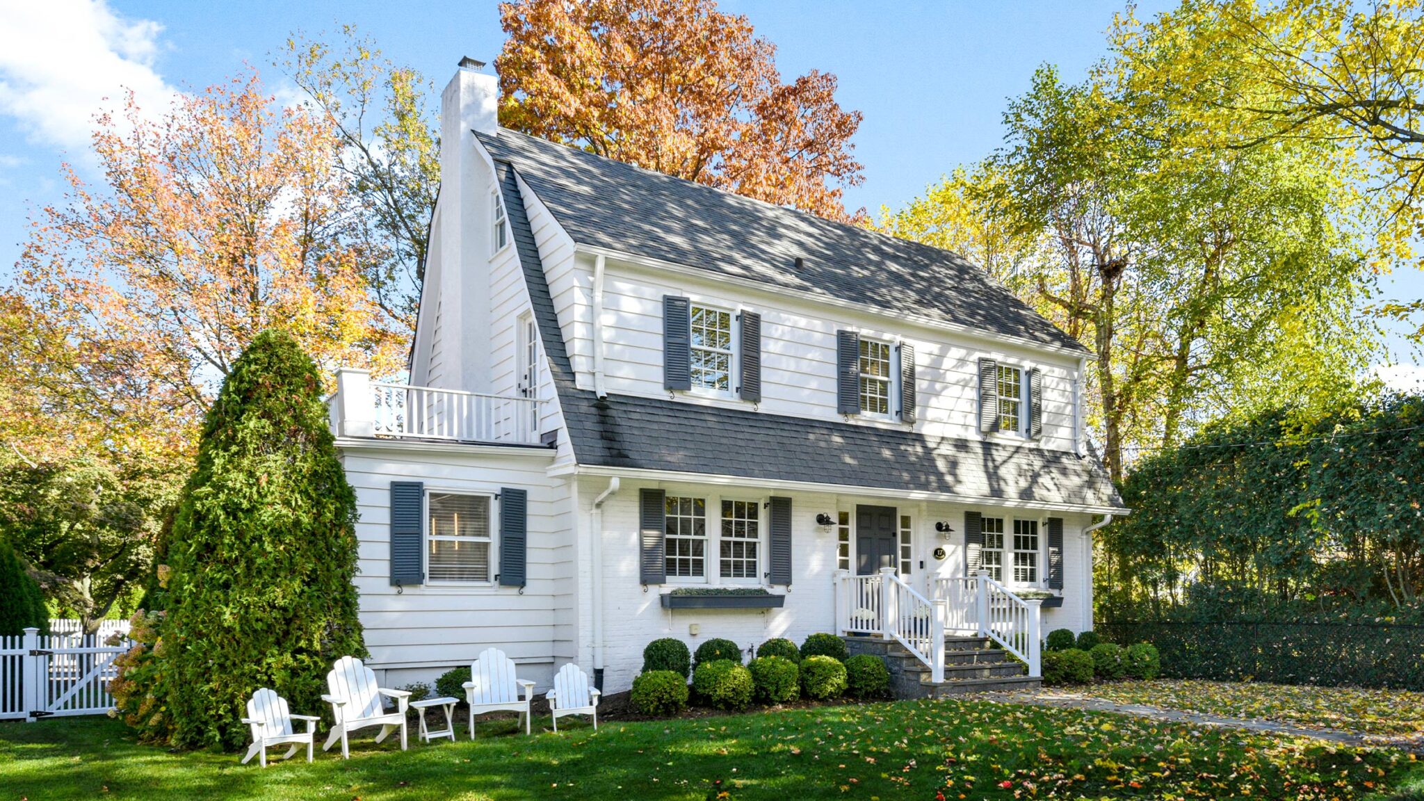 Colonial House exterior