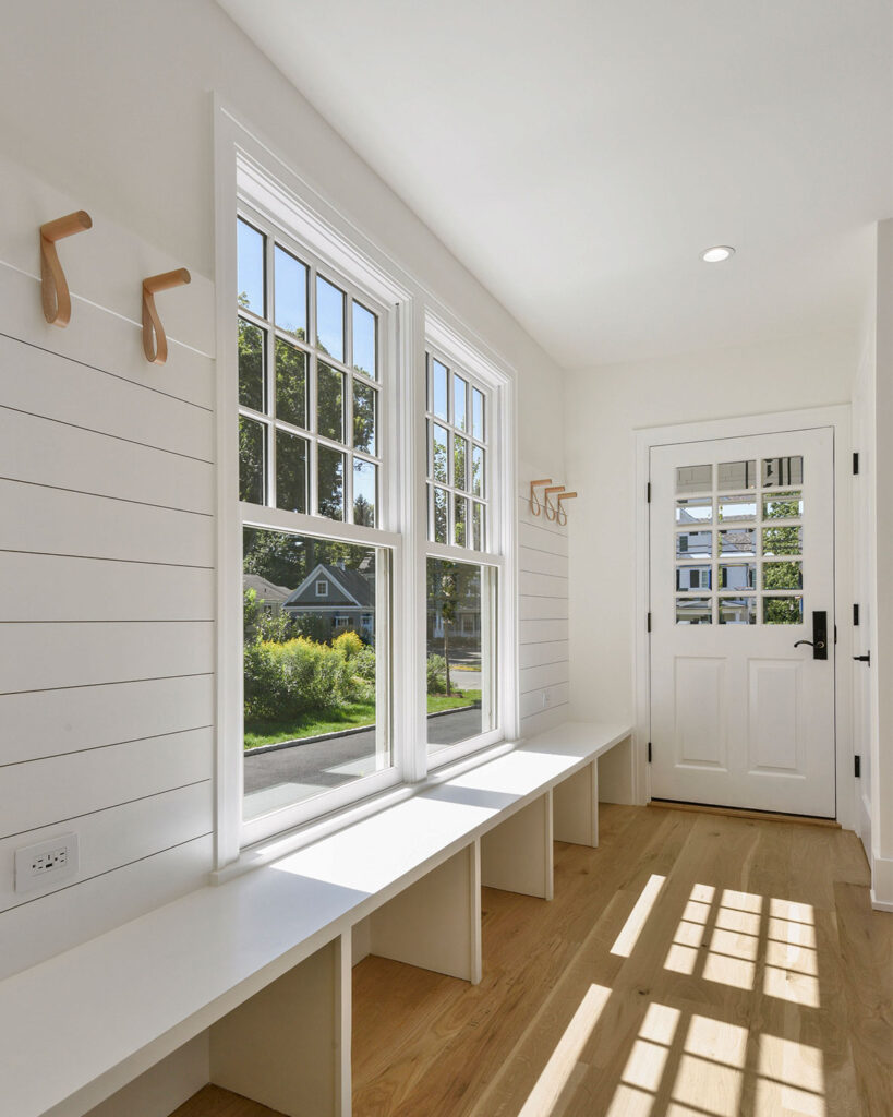 46 Highview Ave Mudroom